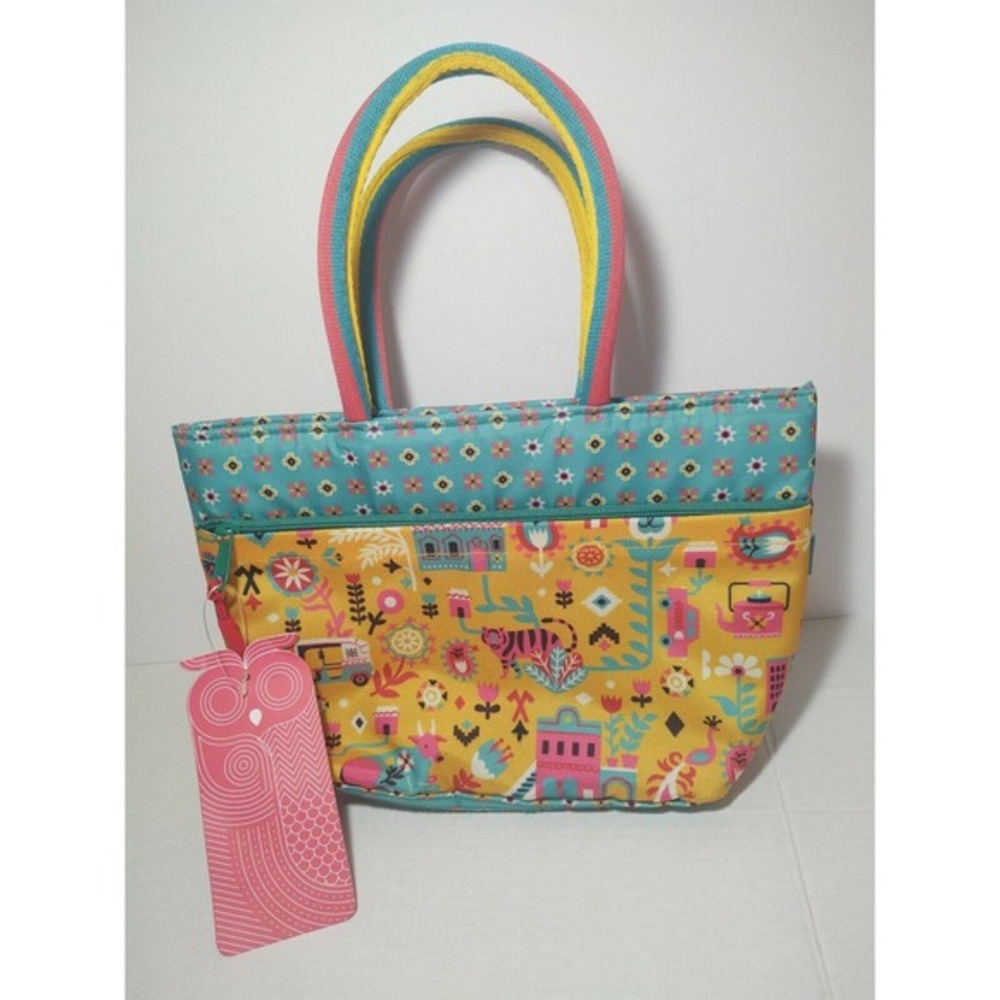 Chumbak Zip closure insolated Eco friendly lunch tote